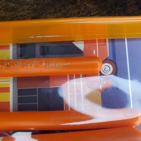 5/75$ LUXIE BEAUTY Por La Noche Brush Set - Picture 8 of 16